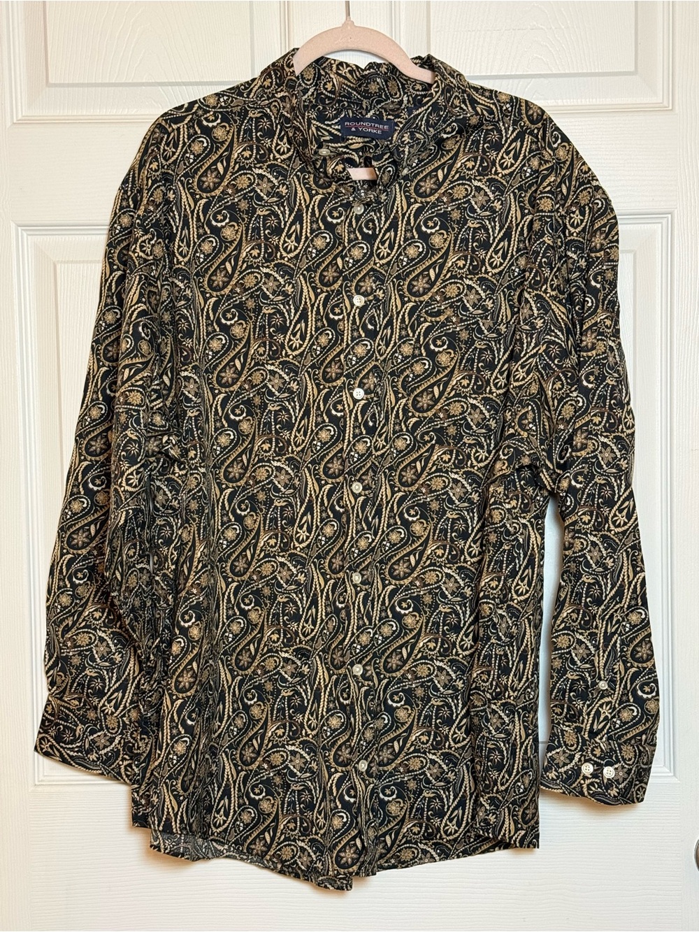 Paisley Button-Up Shirt in Black and Gold 2XB